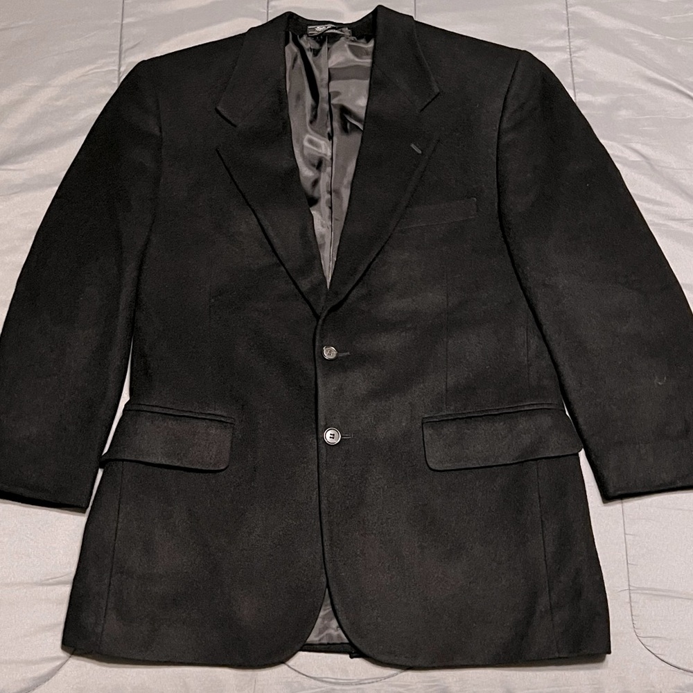 Today’sMan TM from the classic collection. 100% Camel Hairs Coat